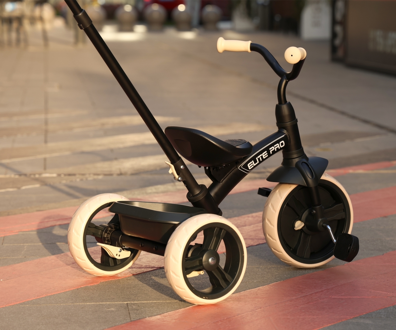 ND18_5902 Qplay Rowerek Trojkolowy Elite Pro Blac