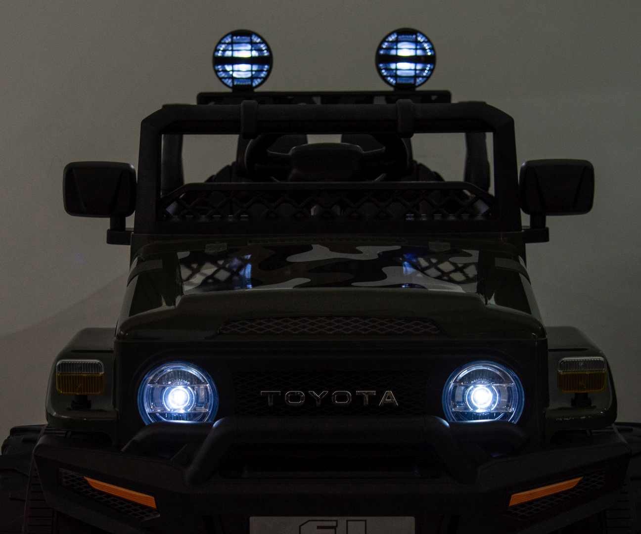 Milly Mally Pojazd na akumulator Toyota FJ Cruiser Army — zdjęcie 16