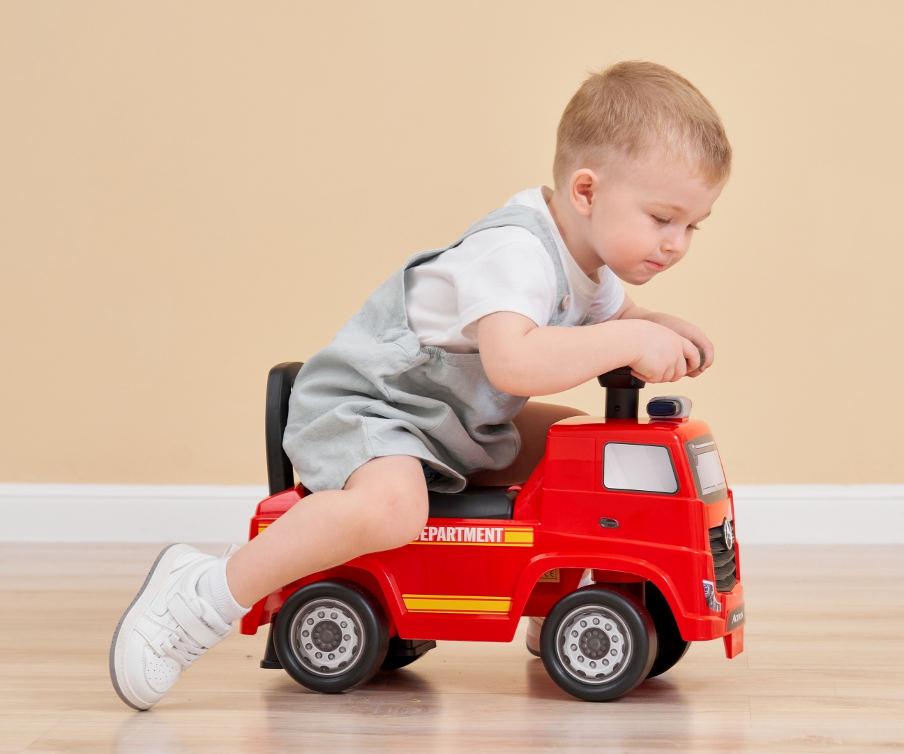 Milly Mally Pojazd Mercedes-Benz Actros Fire Truck Red — zdjęcie 13
